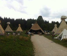 Partyzelt / Festzelt / Hochzeitszelt - Ihre Feier im TIPI