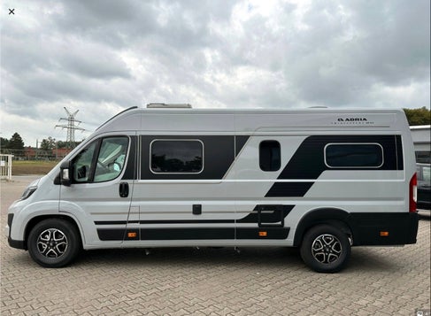 Wohnmobil mieten in St. Johann in Tirol | Erento.com