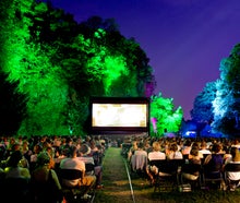 OPEN AIR KINO PAKET mit AIRSCREEN + 2k 3-Chip DLP Projektor 20.000 ANSI Lumen