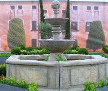 Brunnen, Steinbrunnen, Dorfbrunnen, Marktplatzbrunnen, Dorfplatzbrunnen, Dekoration, Event