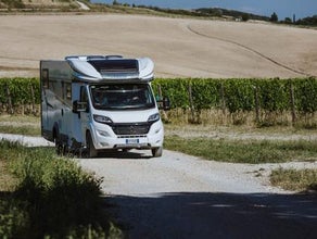 NEU Mobilvetta KEA P 86, Automatik, Dachklima, TV/SAT, Navigation, Längsbett, uvm.