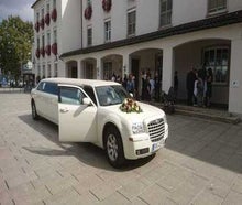 Stretchlimousine Chrysler C 300 , Hummer H 3 , Oldtimer Mercedes Seb 280 , Oldtimer Mercedes SL Pagode,Hochzeitsauto,Junggesellen,Junggesellin,Geburtstag,Party,Hochzeitsfahrzeug,Hochzeit,Limousine,Limofahrt,Shuttle,JGA,Discofahrt
