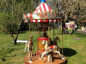 Karussell, Münzkarussell, Kinderkarussell, Pferdekarussell, Peter Petz Original