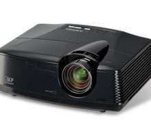 Mitsubishi HC3900 FullHD Beamer Mit Leinwand Lichtstark. Flüsterleise!