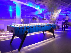 RIESENTISCHKICKER / TISCHKICKER XXL / MEGA WUZZLER