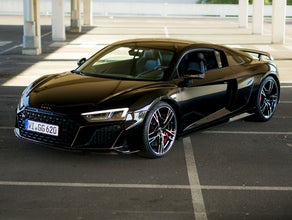 Audi R8 V10 Performance 620PS Quattro Sportwagen mieten