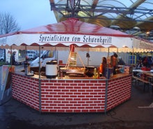 Schwenkgrill, Grill, Grillpavillon, Grillstand, Bierpavillon
