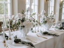 Vielseitige und Elegante Kunstblumen-Gestecke in Diversen Größen zur Miete  Perfekt für Jede Veranstaltung und kaum von echten zu unterscheiden!