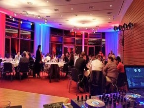 4 Stück LED Floorspot mit 120 Watt mit RGB Farbmischung / kann auch aufgehängt werden / DMX-steuerbar