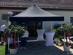 Faltpavillon für Messen, Tag der offenen Tür, Promotions etc.