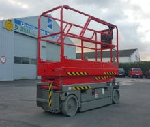 Haulotte Compact 8 Arbeitsbühne Scherenbühne mit 8,2 Meter Arbeitshöhe