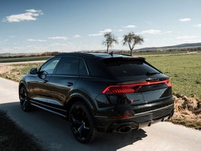 AUDI RSQ8
