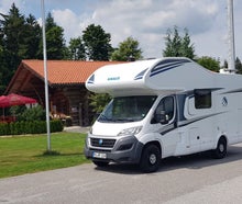 Knaus sky Traveler Familie mit Top Ausstattung
