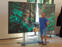 100 Zoll TV 4K UHD mit E- Standfuss mieten – Monitor - Galerie - Bild 3
