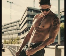 Stripper ALEX - charmant, groß und sexy - buchen