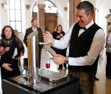 FONTANjA : DIE WAHRSCHEINLICH KLEINSTE MOBILE SECCO-BAR DER WELT mit FONTANjA-Kühlanhänger {PRONTO}