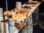 Holzbuffet / Buffet mit Weinfässern - Galerie - Bild 2