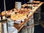 Holzbuffet / Buffet mit Weinfässern - Galerie - Bild 2