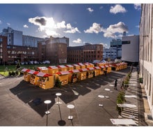Verkaufshütte, Hütte, z.B. für den Weihnachtsmarkt, Marktstand, Bude, Weihnachtsmarktbude, Verkaufsstand