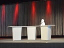 Talktresen PHIL III weiß | Diskussionspult für Bühnen und Veranstaltungen - Galerie - Bild 1