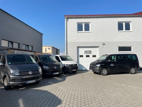 9 Sitzer Bus Van mieten leihen