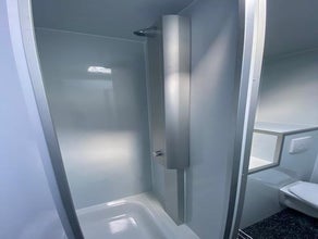 Mobiles Badezimmer / Covid-19* /Erfüllt die BG-Anforderungen/ mit Lieferung (20km)