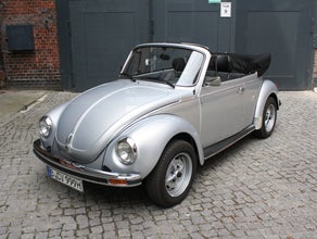 Oldtimer VW Käfer Cabrio 1303 LS