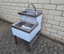 Handwaschbecken mit Topfausguss