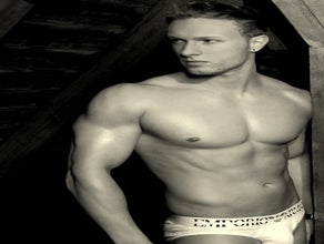 MENSTRIP DE LUXE MIT JAY J.