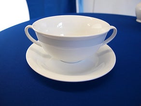 Suppentasse mit Untertasse