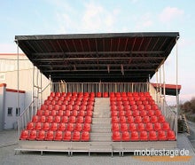 mobilestand-122 kostengünstige Tribüne mieten. Trailertribüne mit 122 Einzelsitzplätzen