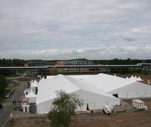 Festzelt 25m x 60m weiß mit 50% Sprossenfenster