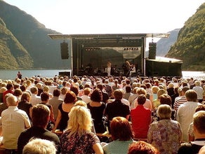 Mobile Bühne FreeSTAGE Medium 1.4 - 8 x 6m