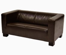 Couch / Sofa / Loungemöbel / Kolonial - Leder