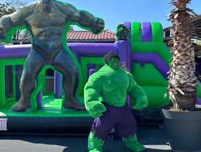 Vermiete Hüpfburg "Hulk" Superheld