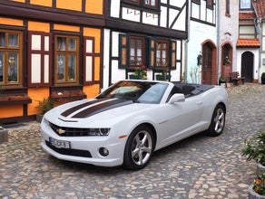 Sportwagen Camaro Cabriolet mit 432 PS und V8-Motor