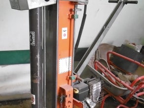 Holz-Spalter 13 t mit Benzinmotor