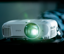 Epson Full-HD LCD Beamer I Verleih Nürnberg