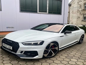 AUDI RS5 Coupé 450PS mieten leihen Autovermietung Mietwagen Sportwagen