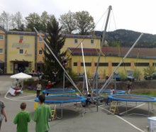 Bungeetrampolin,  Bungee Trampolin, Bungee Trampolin,  Bungee Springen