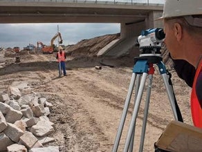 Baunivelliergerät mit Stativ, 26fach