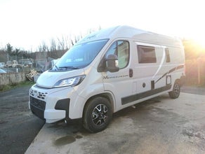 McLouis Menfys Van 3 MAXI S-Line (1) - Neuer Kastenwagen aus dem Jahr 2023 für bis zu 4 Personen