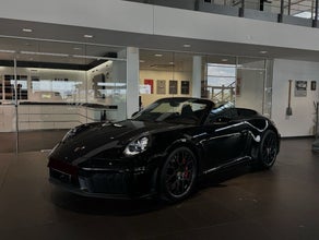 Porsche 911 Carrera GTS Cabrio mieten