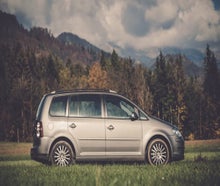 Volkswagen Touran “Lady Tara” - Mini-Camper mit 2 Schlafplätzen