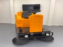 Aufsitz-Kehrmaschine mieten / Reinigungsmaschine Geräteverleih - Galerie - Bild 1