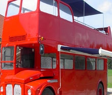 Londonbus, englischer Doppeldeckerbus, Messestand, Event, Roadshowfahrzeug