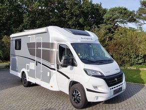 Wohnmobil Sunlight T 69 Active mit TV,Queensbett, Doppel Din Radio,Navi, Rückfahrkamera,4er Fahrradträger und Markise