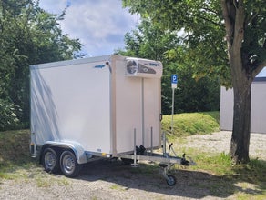 Kühlanhänger 2,7t Kälteleistung: 1600W Strom: 900W