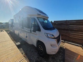 Crossovers Adria Matrix 670 SL 2018