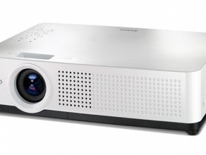 Videoprojektor / Beamer Sanyo PLC-XU4001 mit 4000 Ansi-Lumen